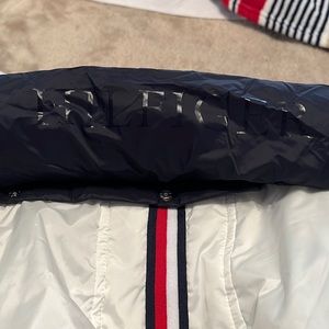 I only have it in size L and M are the two sizes